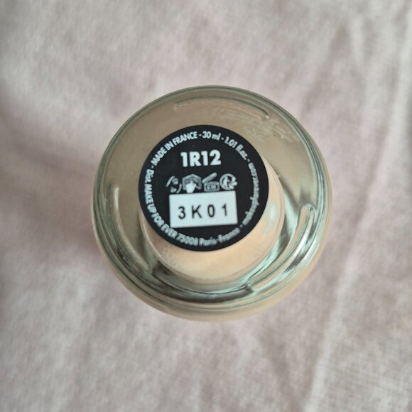 MAKE UP FOR EVER HD Skin Hydra Glow Hydrating Foundation shade 1R12 - Cool Ivory - Picture 2 of 2